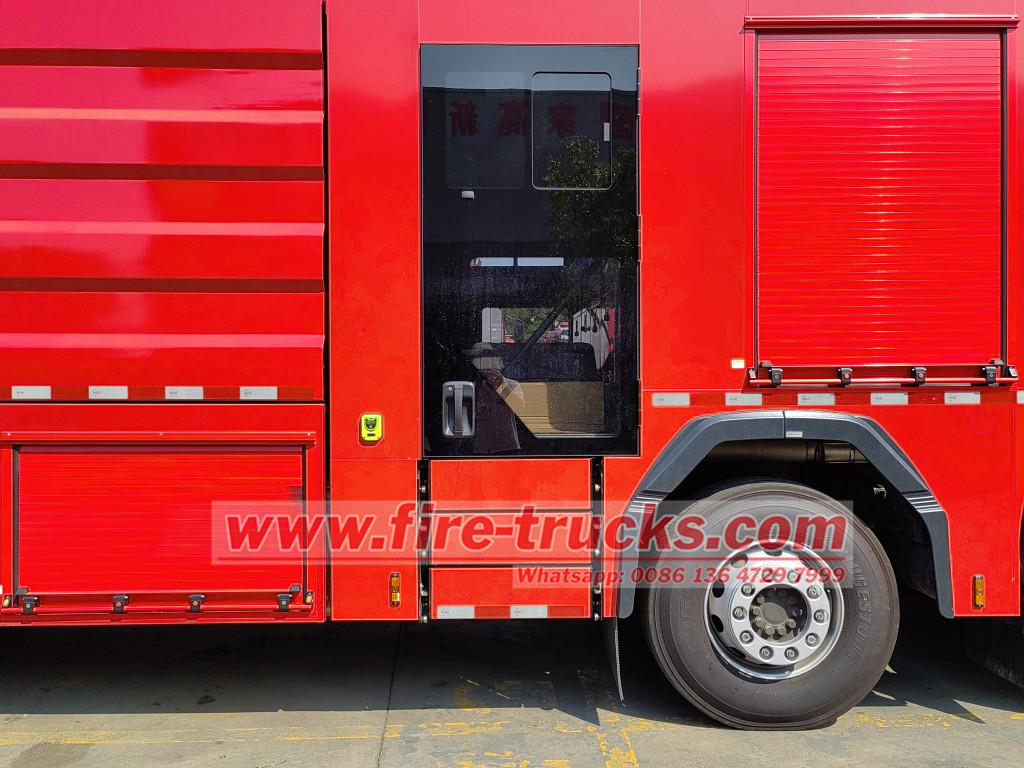 Saudi Arabia Benz Actros 580hp heavy foam fire truck