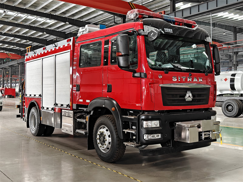 isuzu 5000 liters water fire tender