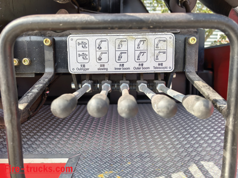 Senegal HOWO Mountain Rescue Fire Trucks