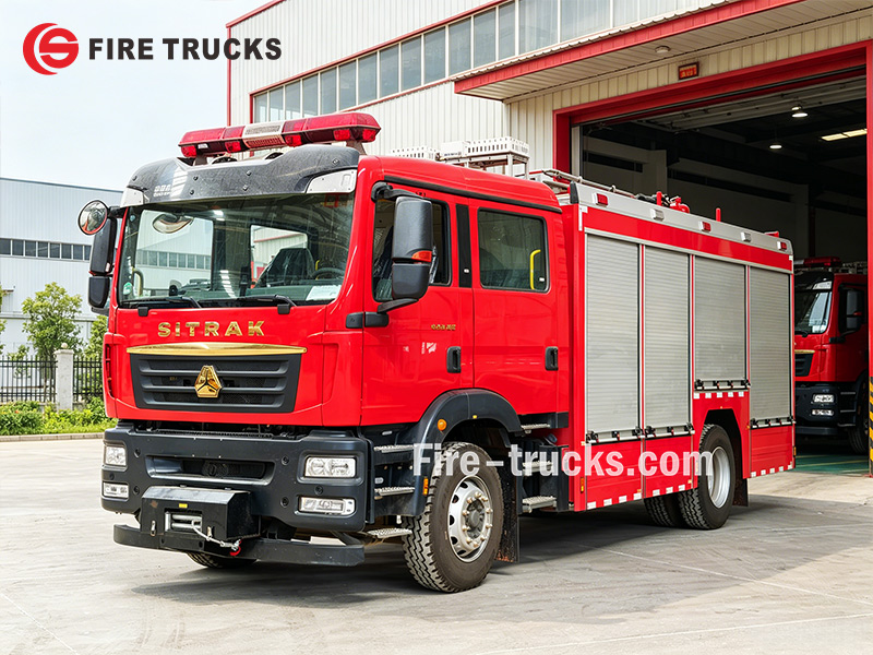 SITRAK HOWO 4X2 foam fire rescue emergency lighting rescue fire truck Albania