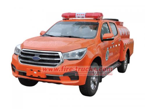 ISUZU 4×4 pickup fire tanker truck