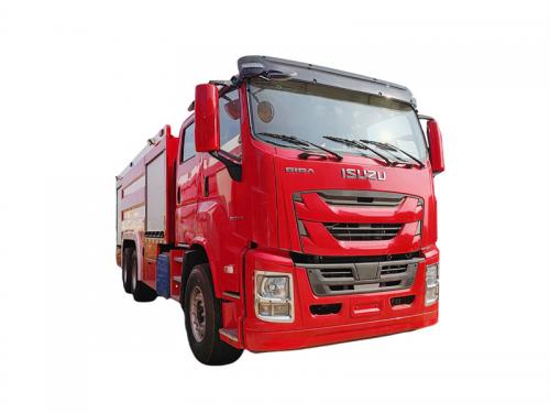 ISUZU GIGA 5X fire pumper truck
