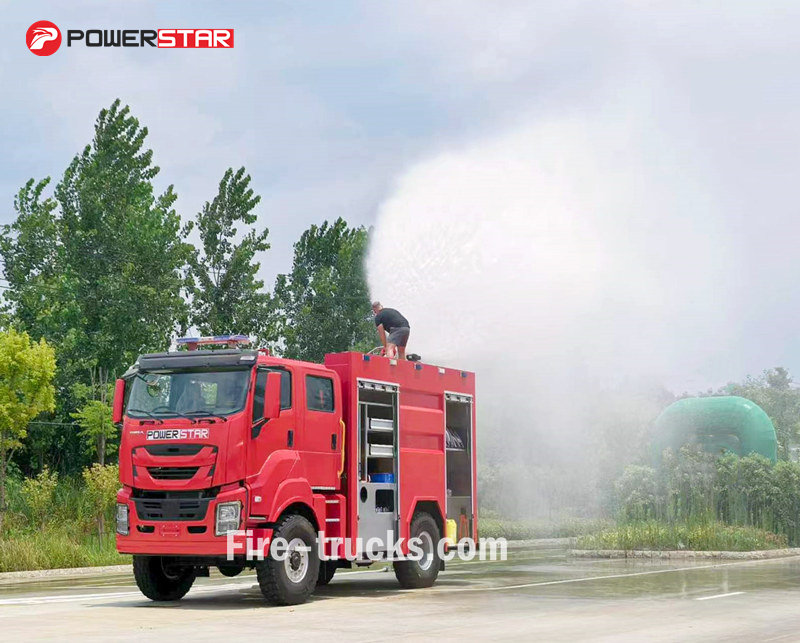 ISUZU 4x4 Foam Fire Truck for police bureau